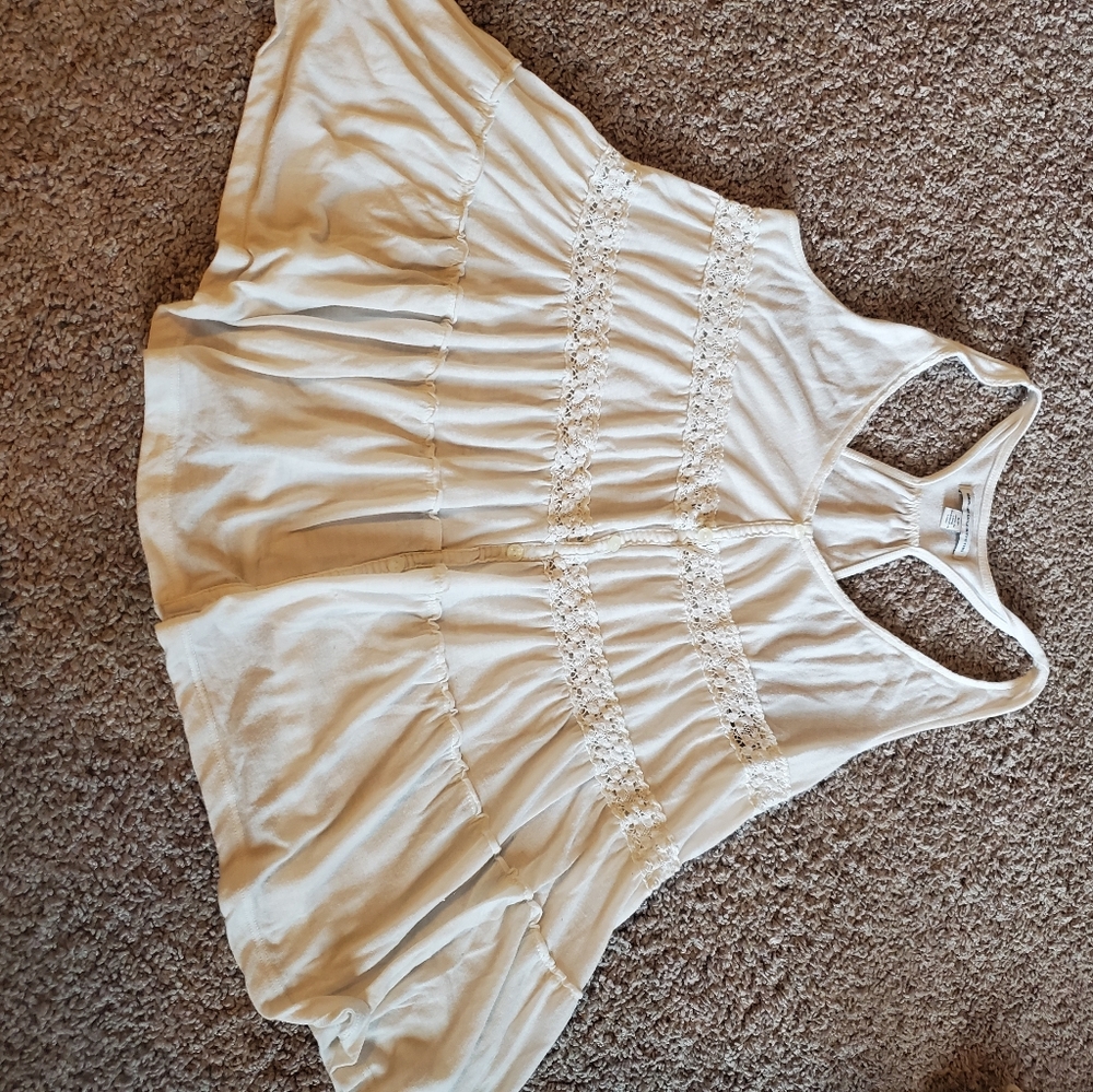 White tank too